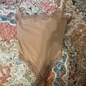 SKIMS Lace Trimmed Tan Chemise